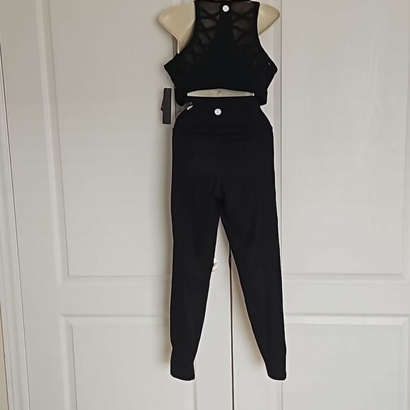 Torrid 2 Piece Active Wear High-Rise Leggings With Crop Top M/L 10 Black - Picture 3 of 16